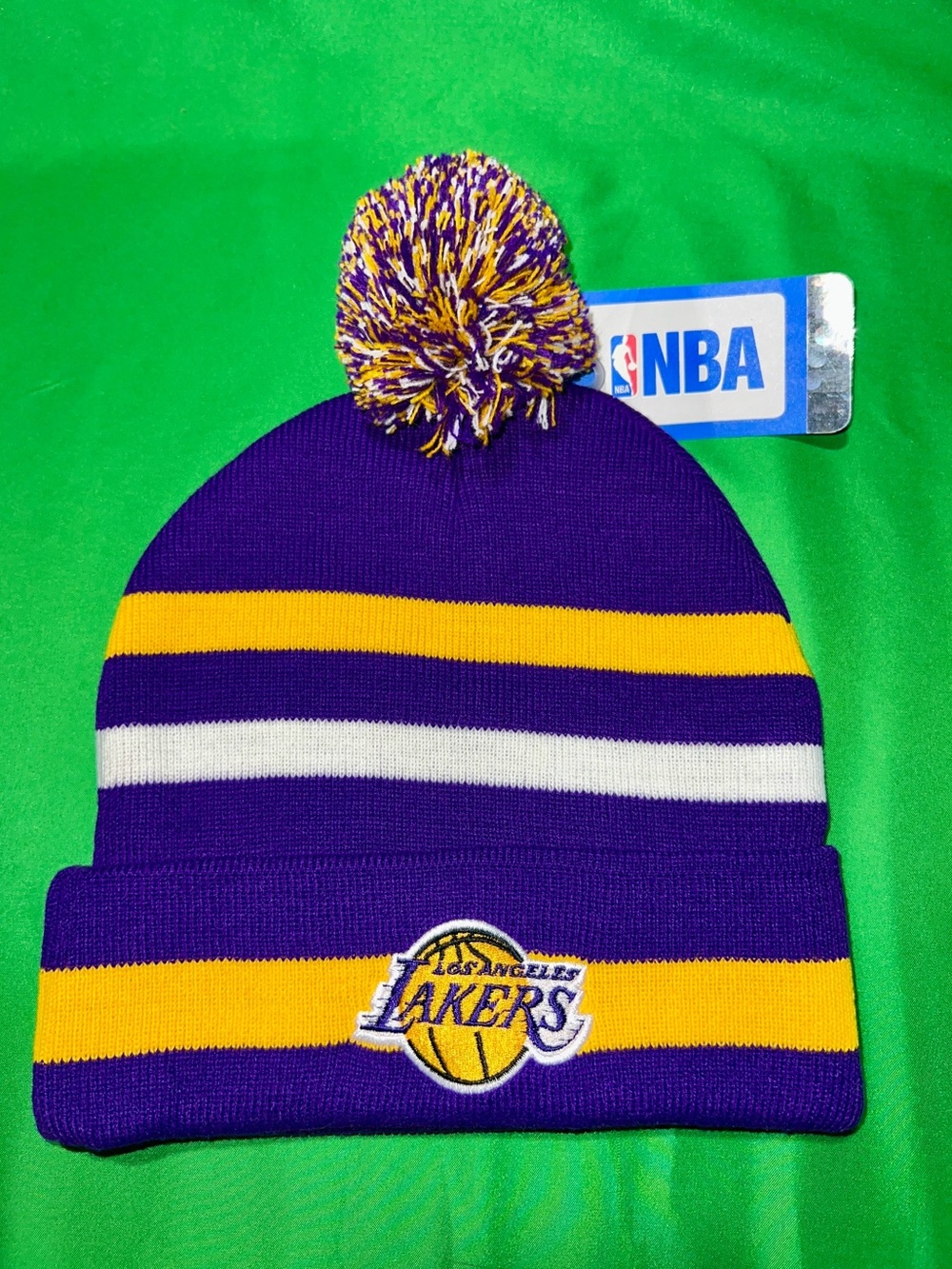 Los Angeles Lakers Purple & Yellow Pom Beanie 🔥💛💜☃️ NWT! 2014 version! Rare!
